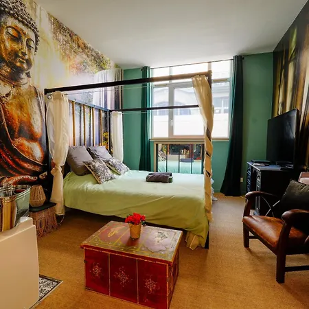 50 Nuances Nirvana - A Apartment